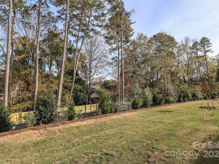2105 Bayou Trace Drive, Charlotte, NC 28262.  MLS# CAR4203557, YatesRealty ID 2144. 