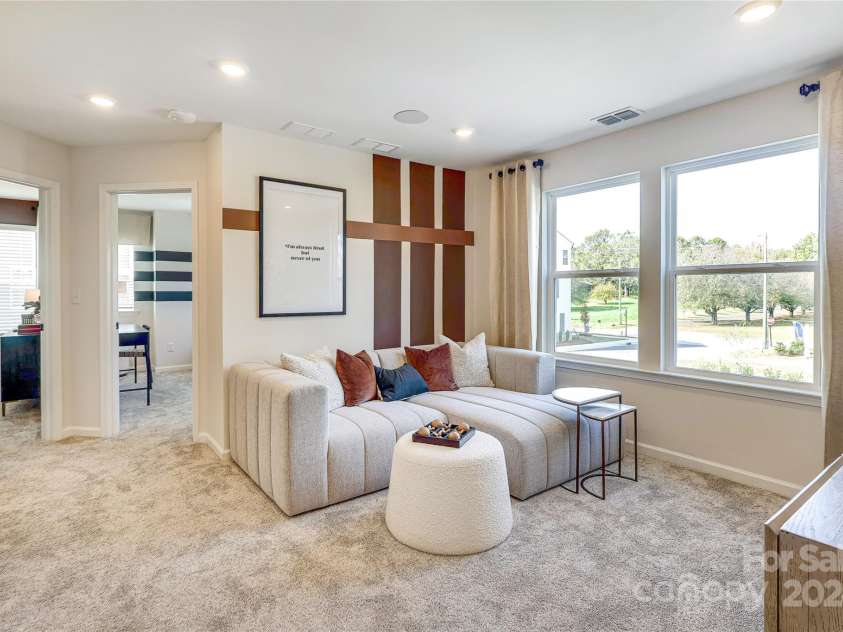 2105 Bayou Trace Drive, Charlotte, NC 28262.  MLS# CAR4203557, YatesRealty ID 2144. Photo Representation