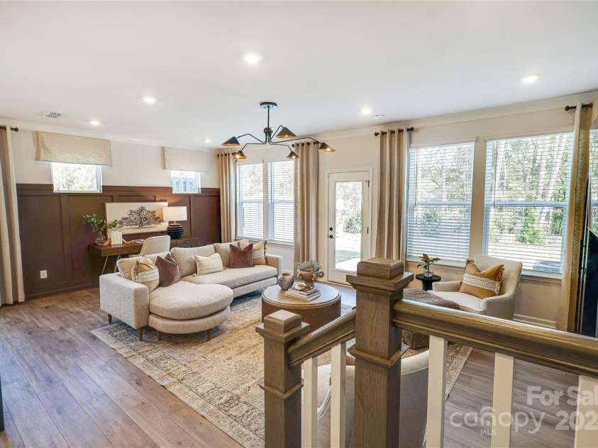 2105 Bayou Trace Drive, Charlotte, NC 28262.  MLS# CAR4203557, YatesRealty ID 2144. Photo Representation