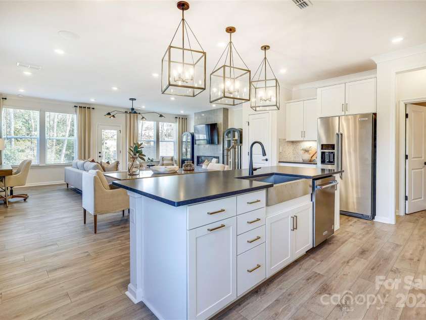 2105 Bayou Trace Drive, Charlotte, NC 28262.  MLS# CAR4203557, YatesRealty ID 2144. Photo Representation