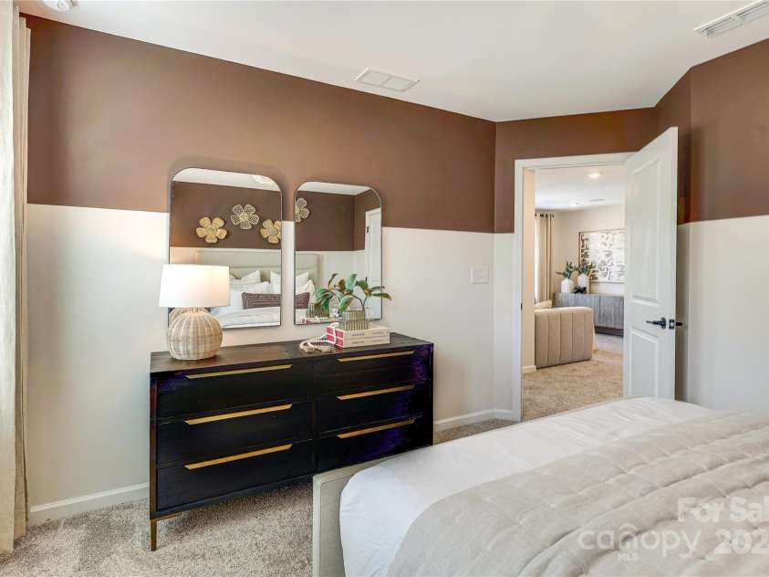 2105 Bayou Trace Drive, Charlotte, NC 28262.  MLS# CAR4203557, YatesRealty ID 2144. Photo Representation