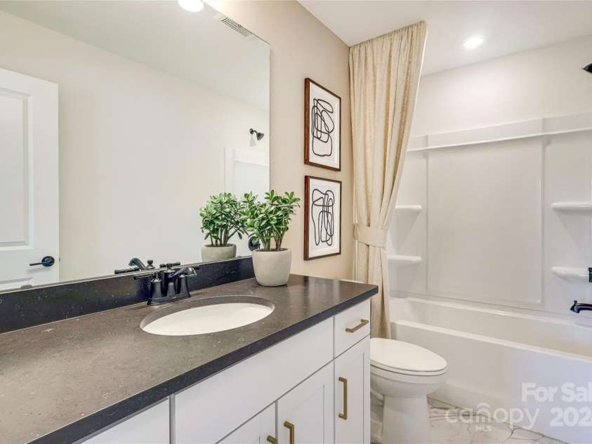 2105 Bayou Trace Drive, Charlotte, NC 28262.  MLS# CAR4203557, YatesRealty ID 2144. Photo Representation