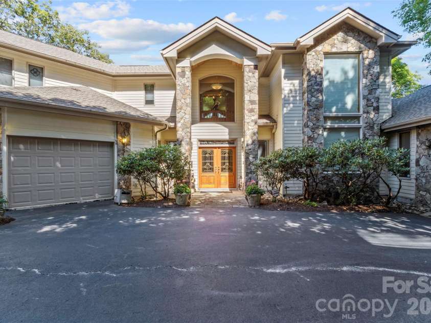 350 Ball Camp Road, Burnsville, NC 28714.  MLS# CAR4305145, YatesRealty ID 2144. 