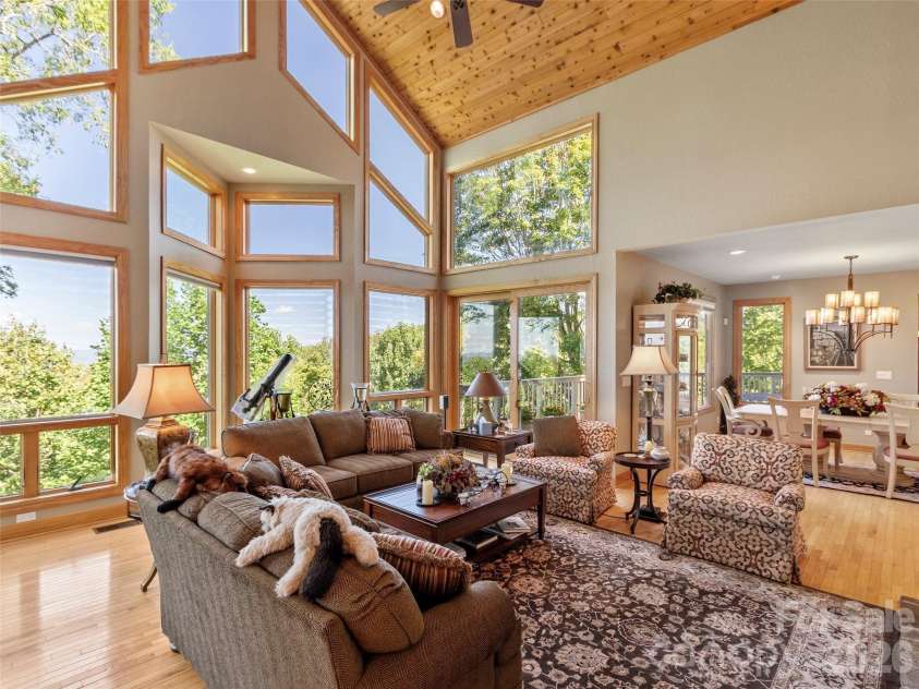 350 Ball Camp Road, Burnsville, NC 28714.  MLS# CAR4305145, YatesRealty ID 2144. 