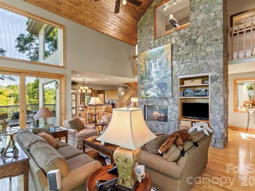 350 Ball Camp Road, Burnsville, NC 28714.  MLS# CAR4305145, YatesRealty ID 2144. 