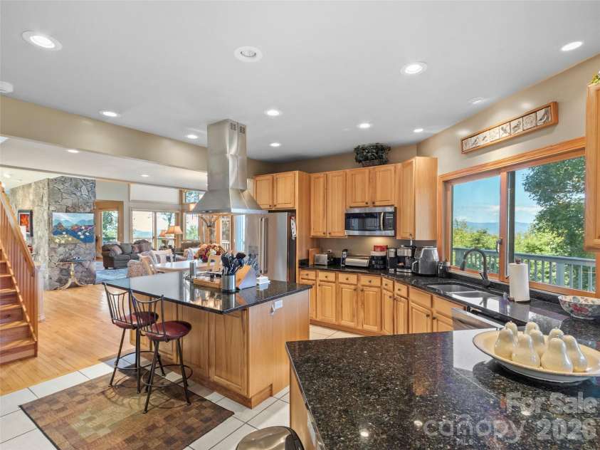 350 Ball Camp Road, Burnsville, NC 28714.  MLS# CAR4305145, YatesRealty ID 2144. 
