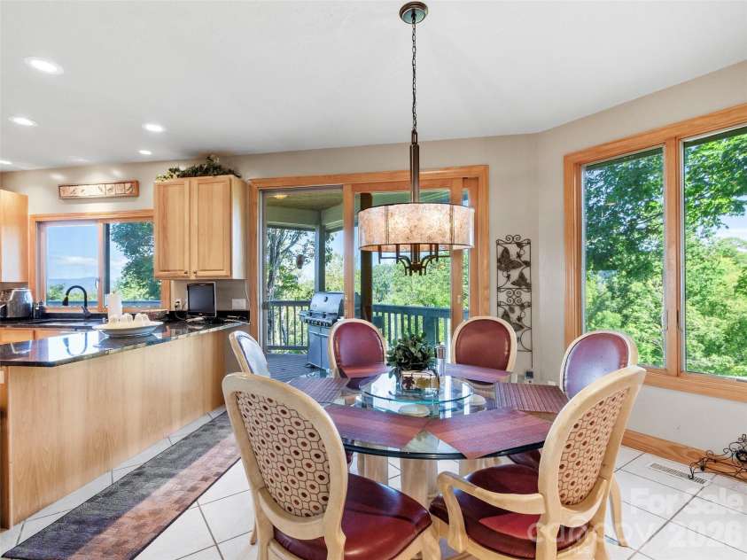 350 Ball Camp Road, Burnsville, NC 28714.  MLS# CAR4305145, YatesRealty ID 2144. 