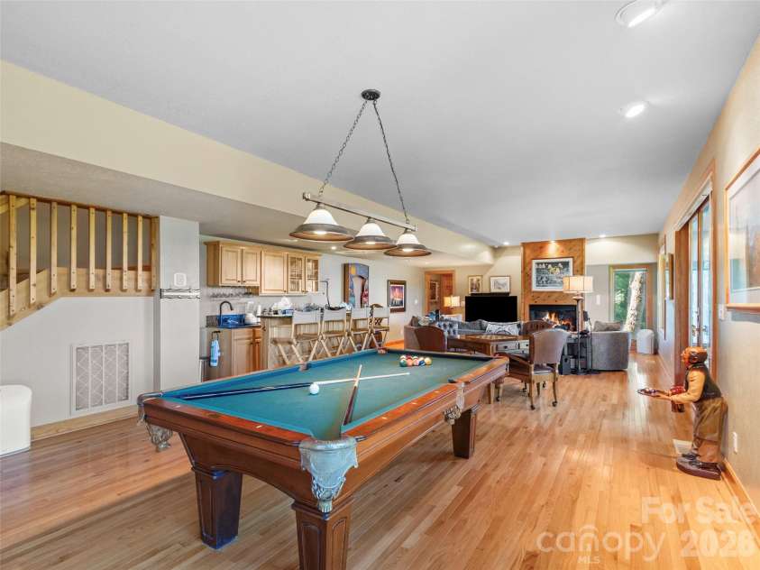 350 Ball Camp Road, Burnsville, NC 28714.  MLS# CAR4305145, YatesRealty ID 2144. 