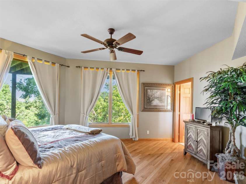 350 Ball Camp Road, Burnsville, NC 28714.  MLS# CAR4305145, YatesRealty ID 2144. 