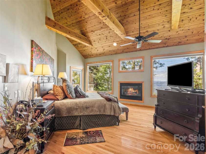 350 Ball Camp Road, Burnsville, NC 28714.  MLS# CAR4305145, YatesRealty ID 2144. 
