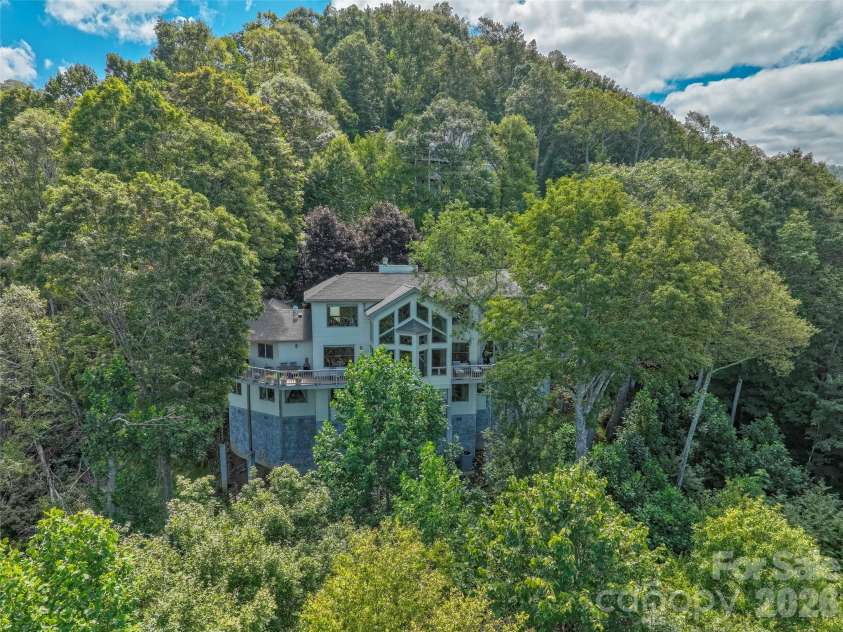 350 Ball Camp Road, Burnsville, NC 28714.  MLS# CAR4305145, YatesRealty ID 2144. 