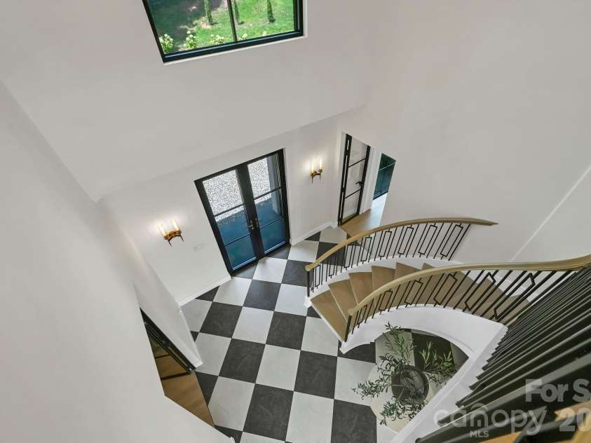 107 Lee Lane, Mars Hill, NC 28754.  MLS# CAR4424197, YatesRealty ID 21440. 