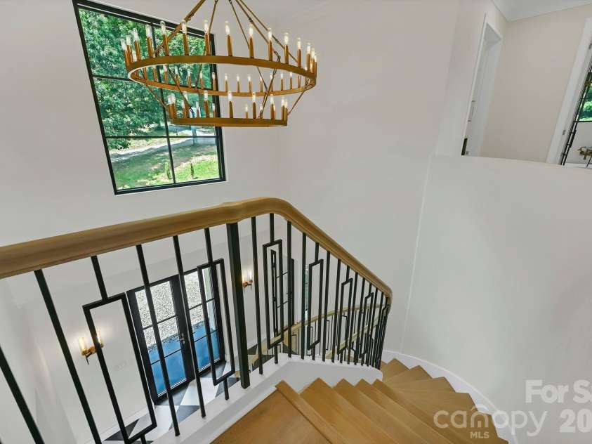 107 Lee Lane, Mars Hill, NC 28754.  MLS# CAR4424197, YatesRealty ID 21440. 