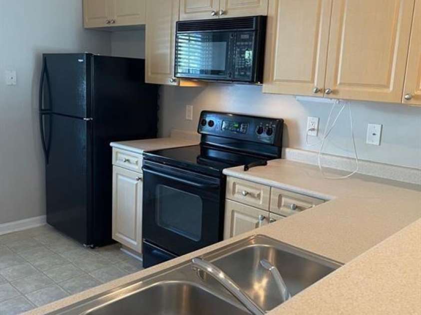 11435 Dixie Glen Drive, Charlotte, NC 28277.  MLS# CAR4370994, YatesRealty ID 21442. 