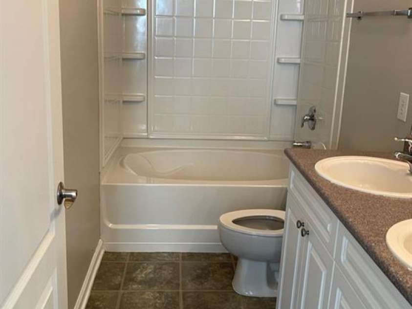 11435 Dixie Glen Drive, Charlotte, NC 28277.  MLS# CAR4370994, YatesRealty ID 21442. 