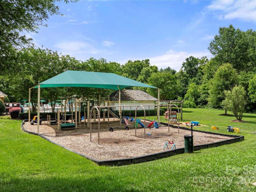 12342 Carrigan Court, Huntersville, NC 28078.  MLS# CAR4271576, YatesRealty ID 21442. 