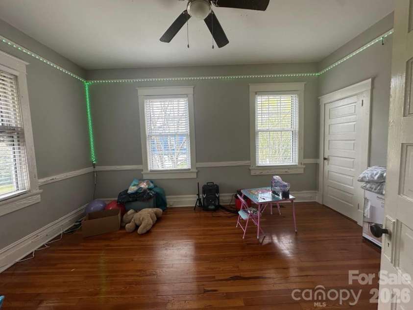 197 Brewster Street, Pacolet, SC 29372.  MLS# CAR4368305, YatesRealty ID 21444. 