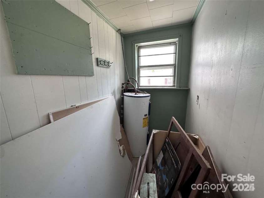 1059 3rd Street, Spencer, NC 28159.  MLS# CAR4120030, YatesRealty ID 21445. 