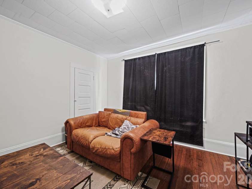 605 Central Avenue, Belmont, NC 28012.  MLS# CAR4378776, YatesRealty ID 21445. 