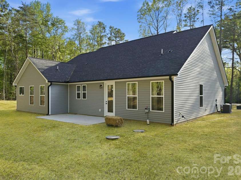325 Mainsail Road, Salisbury, NC 28146.  MLS# CAR4343250, YatesRealty ID 21446. Backyard