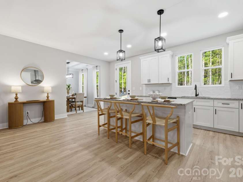 325 Mainsail Road, Salisbury, NC 28146.  MLS# CAR4343250, YatesRealty ID 21446. Kitchen