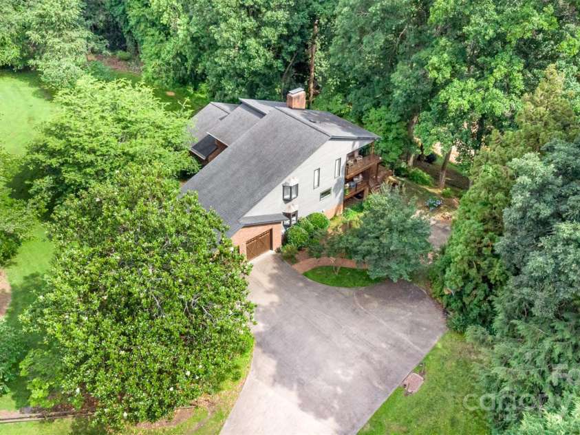 3004 Vernell Lane, Shelby, NC 28150.  MLS# CAR4238720, YatesRealty ID 21447. Expansive lot tucked into a quiet cove