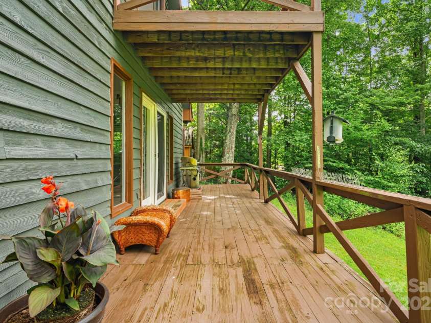 24 Cataloochee Lane, Waynesville, NC 28785.  MLS# CAR4268392, YatesRealty ID 21448. Lower deck