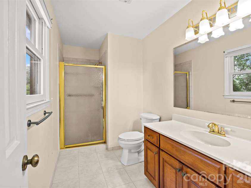7201 Hopeton Road, Charlotte, NC 28210.  MLS# CAR4394265, YatesRealty ID 21448. 