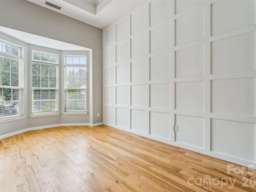 11413 Mangla Drive, Charlotte, NC 28214.  MLS# CAR4353792, YatesRealty ID 21449. Office