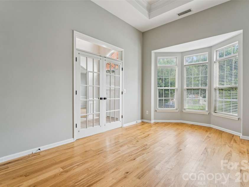11413 Mangla Drive, Charlotte, NC 28214.  MLS# CAR4353792, YatesRealty ID 21449. Office