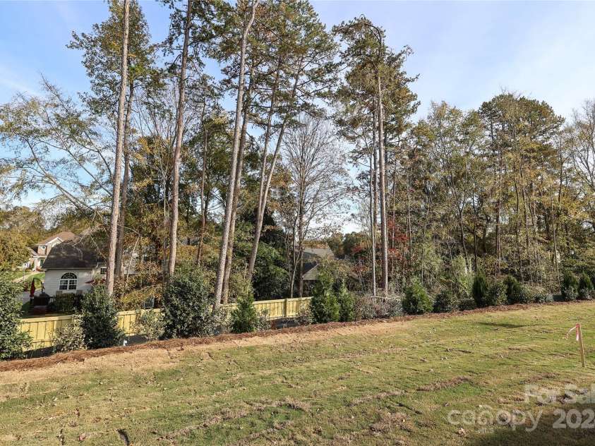 2109 Bayou Trace Drive, Charlotte, NC 28262.  MLS# CAR4203563, YatesRealty ID 2145. 