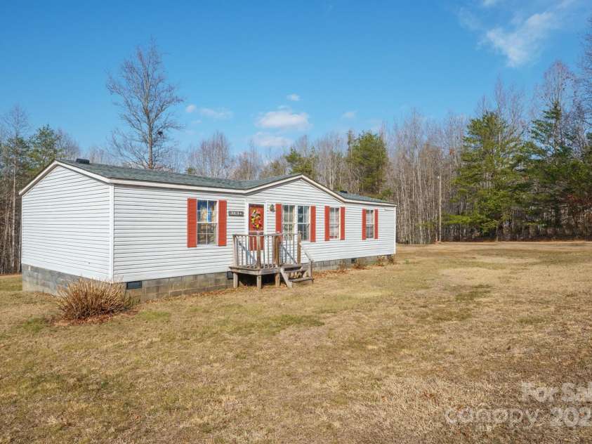 4454 Windy Hill Road, Morganton, NC 28655.  MLS# CAR4225888, YatesRealty ID 2145. 