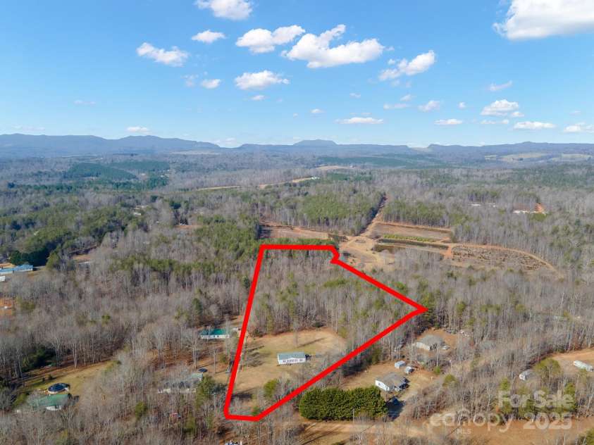 4454 Windy Hill Road, Morganton, NC 28655.  MLS# CAR4225888, YatesRealty ID 2145. 