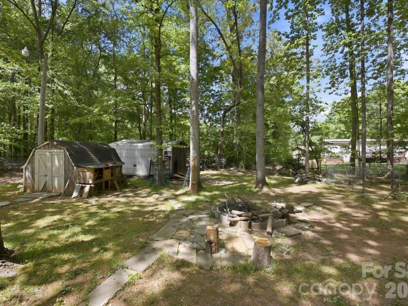 178 Wildwood Acres Circle, Mooresville, NC 28115.  MLS# CAR4371473, YatesRealty ID 21450. 