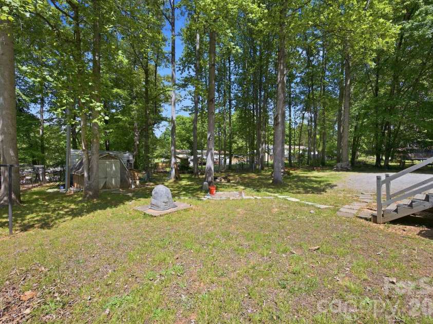 178 Wildwood Acres Circle, Mooresville, NC 28115.  MLS# CAR4371473, YatesRealty ID 21450. 
