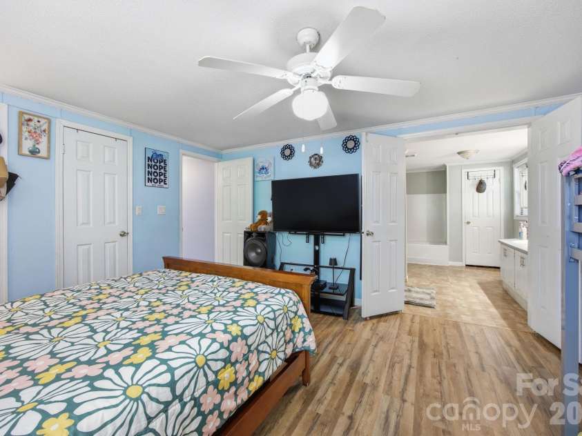 178 Wildwood Acres Circle, Mooresville, NC 28115.  MLS# CAR4371473, YatesRealty ID 21450. Primary