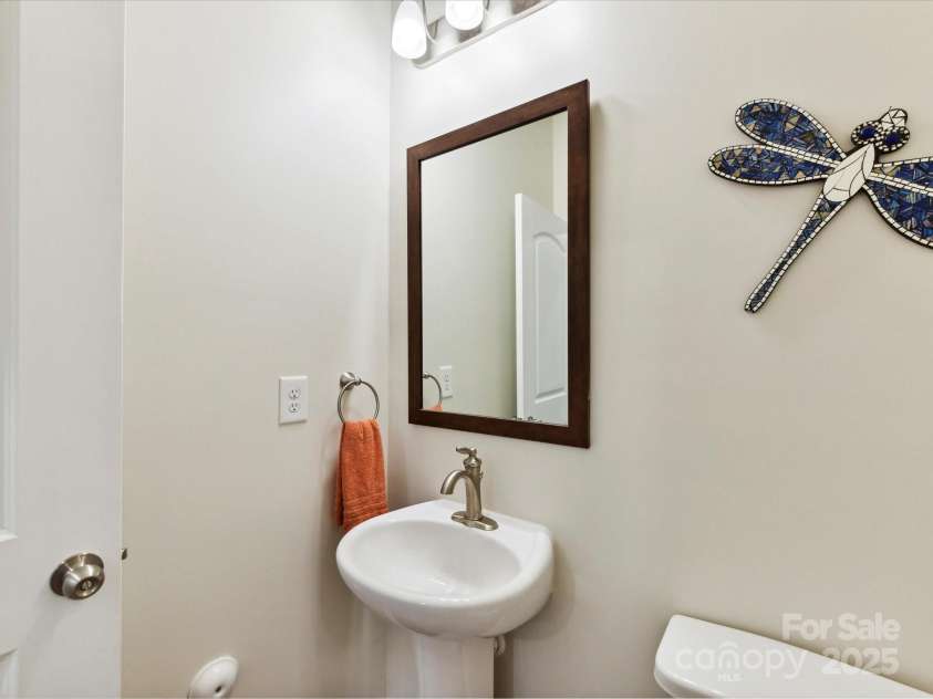 2343 Mt. Harmony Church Road, Matthews, NC 28104.  MLS# CAR4269384, YatesRealty ID 21450. 