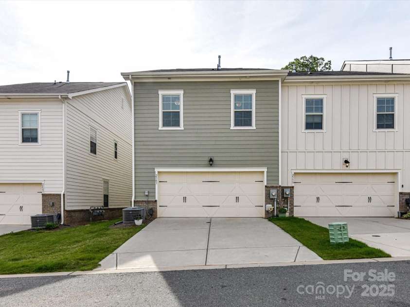 2343 Mt. Harmony Church Road, Matthews, NC 28104.  MLS# CAR4269384, YatesRealty ID 21450. 