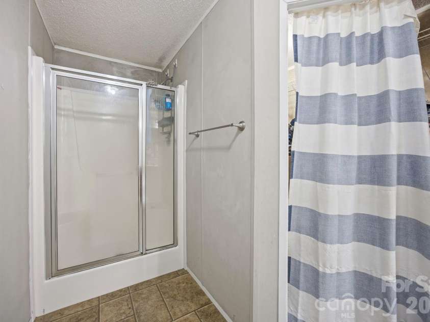 172 Wildwood Acres Circle, Mooresville, NC 28115.  MLS# CAR4378221, YatesRealty ID 21451. 