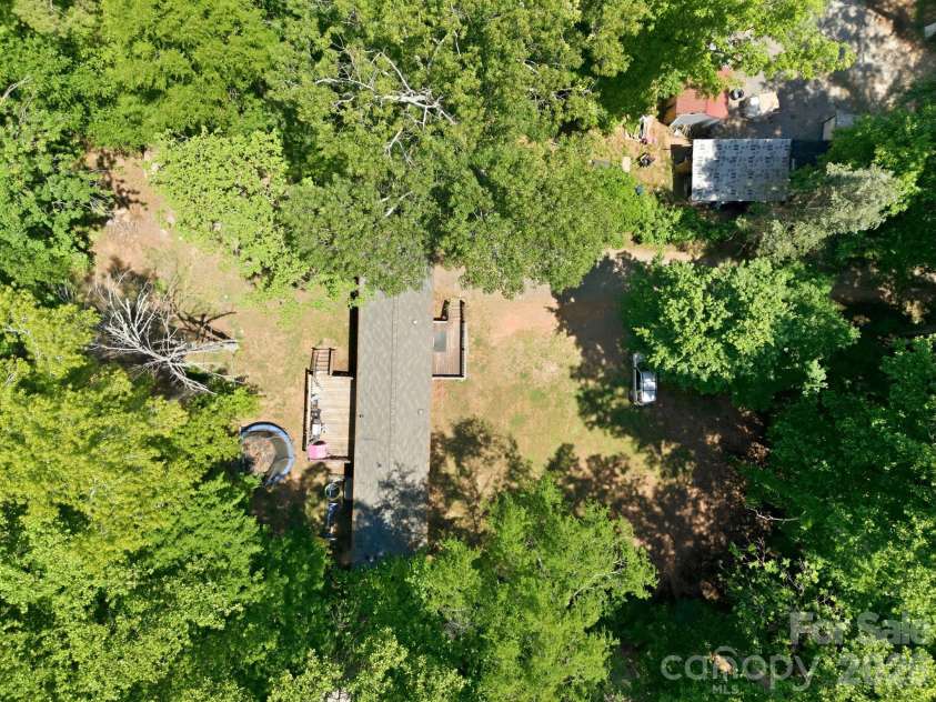 172 Wildwood Acres Circle, Mooresville, NC 28115.  MLS# CAR4378221, YatesRealty ID 21451. 