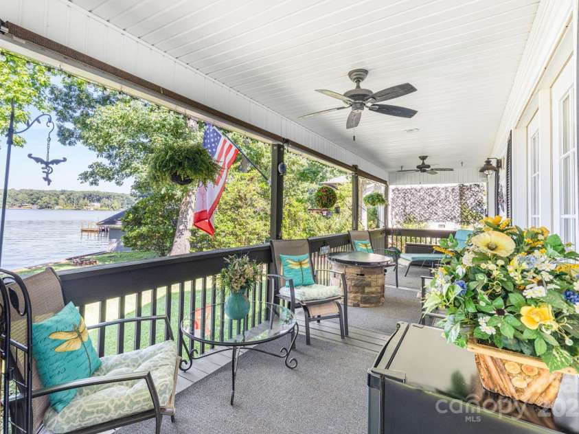 331 Waterway Drive, Lexington, NC 27292.  MLS# CAR4270024, YatesRealty ID 21451. 