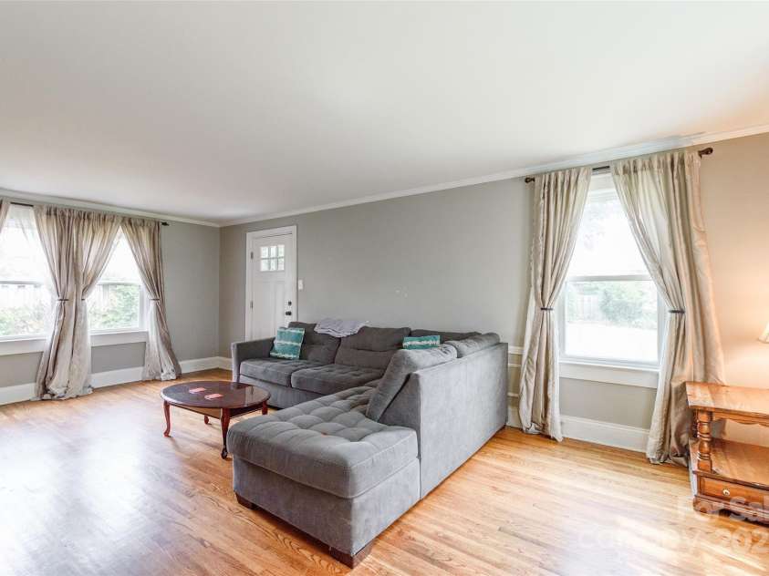 904 Venus Street, Kannapolis, NC 28083.  MLS# CAR4271799, YatesRealty ID 21452. 