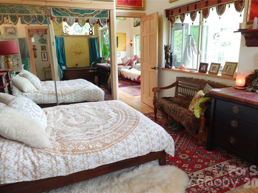 3 Taproot Trail, Barnardsville, NC 28709.  MLS# CAR4361662, YatesRealty ID 21454. Bedroom in studio