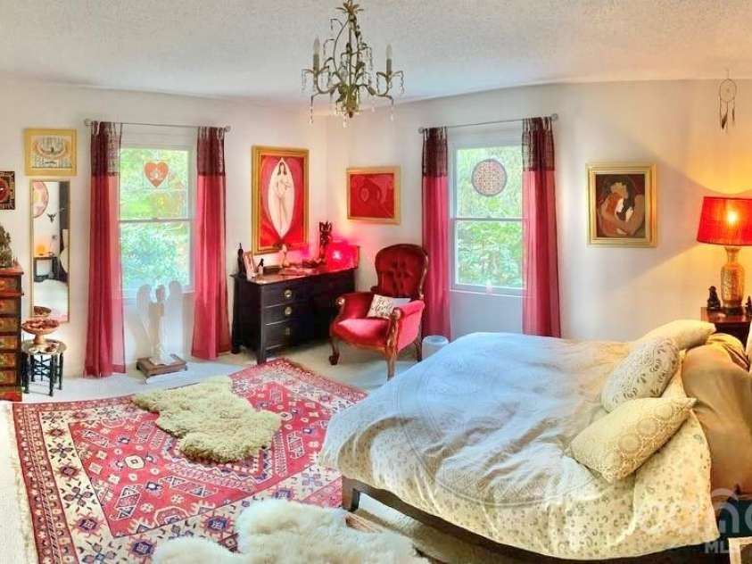 3 Taproot Trail, Barnardsville, NC 28709.  MLS# CAR4361662, YatesRealty ID 21454. Primary bedroom