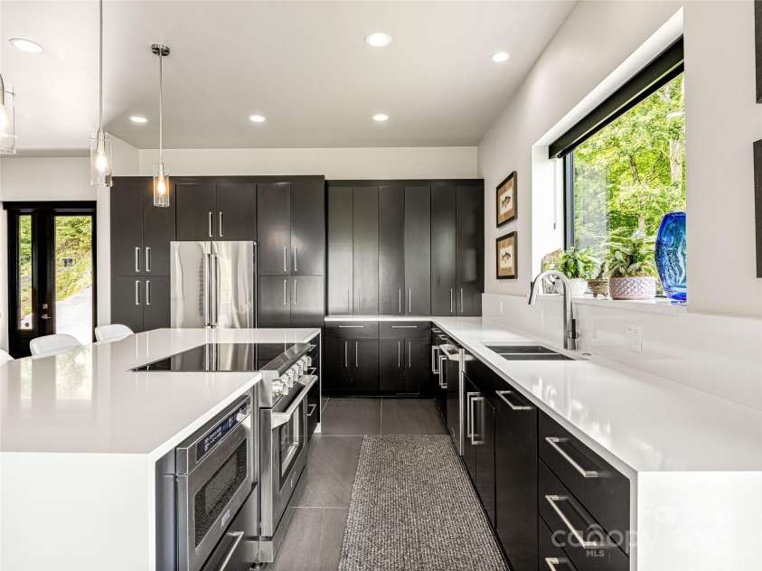 840 Fontana Trace Drive, Almond, NC 28702.  MLS# CAR4264853, YatesRealty ID 21455. 