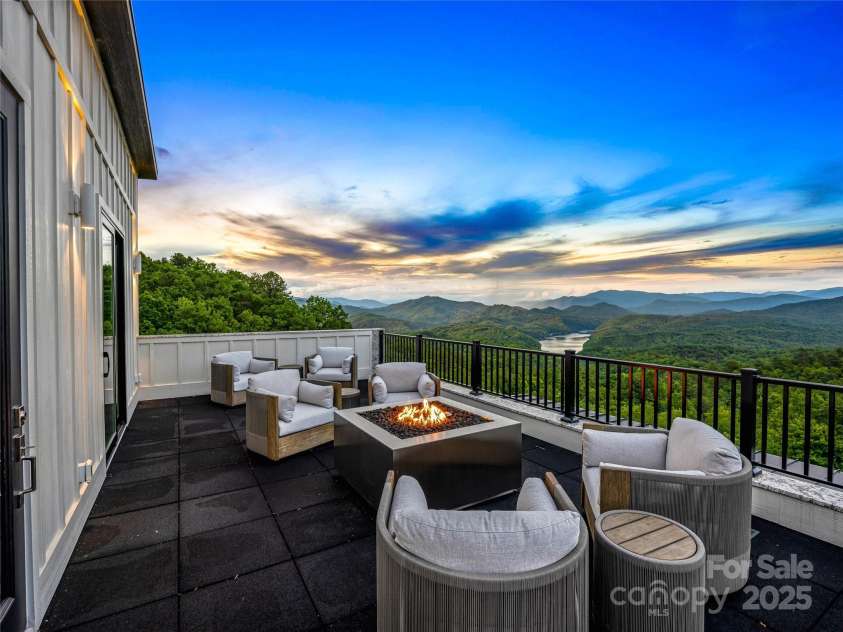 840 Fontana Trace Drive, Almond, NC 28702.  MLS# CAR4264853, YatesRealty ID 21455. 