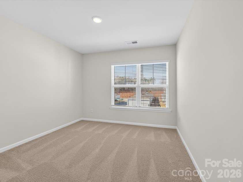 10132 Mamillion Drive, Huntersville, NC 28078.  MLS# CAR4314282, YatesRealty ID 21458. 