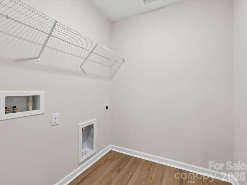 10132 Mamillion Drive, Huntersville, NC 28078.  MLS# CAR4314282, YatesRealty ID 21458. 