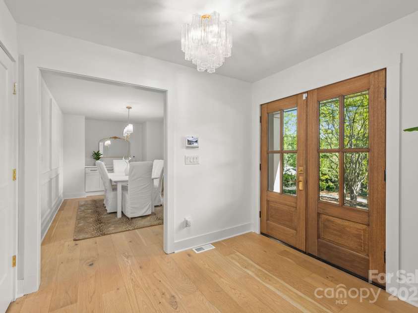 2411 Ainsdale Road, Charlotte, NC 28226.  MLS# CAR4248534, YatesRealty ID 21458. 