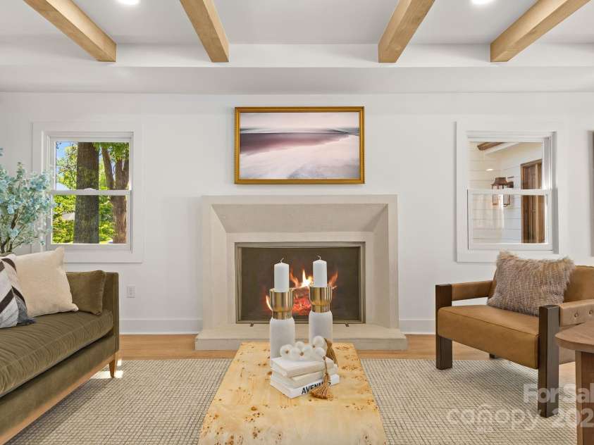 2411 Ainsdale Road, Charlotte, NC 28226.  MLS# CAR4248534, YatesRealty ID 21458. 